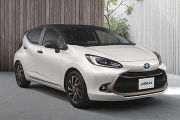 特別仕様車 Z “Raffine”（2WD）［ベース車両はZ（2WD）］